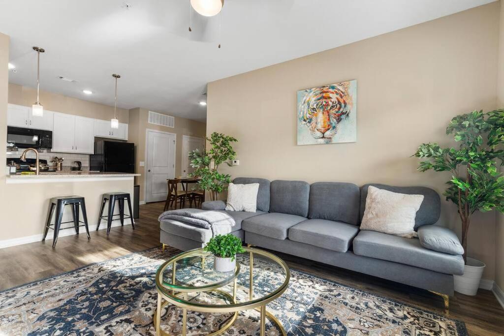 Elegant 1Br/1Ba Condo With Pool, Gym And Laundry Melbourne Exterior foto